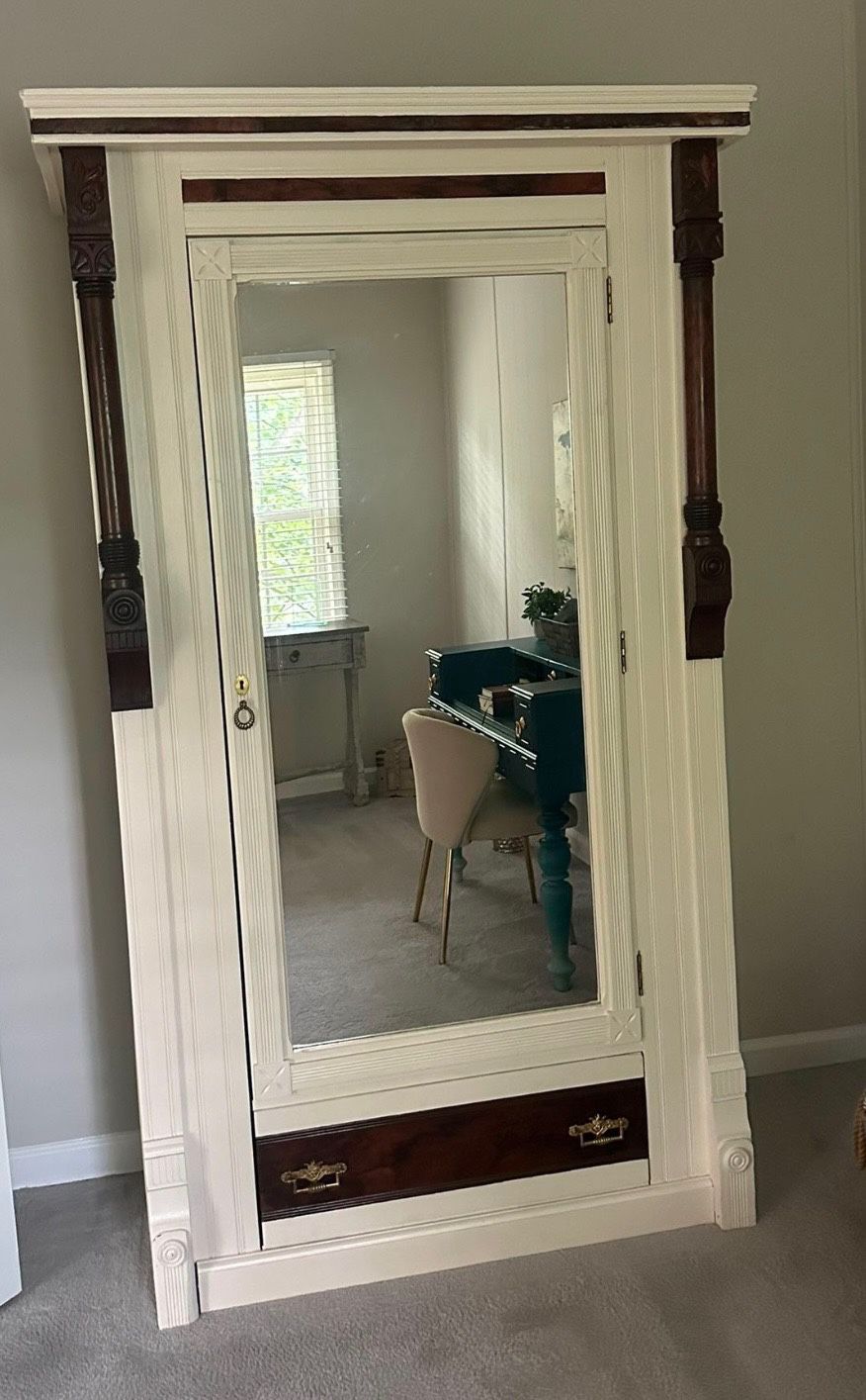 Armoire