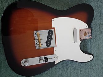 Fender Vintera 2 50's Nocaster fully loaded body