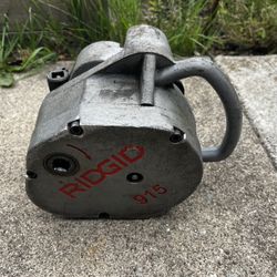 Ridgid 88232 915 23 lbs Lightweight Manual Roll Groover with Cast-In Handle