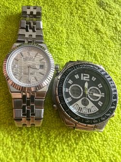Lot of two big men’s watches for parts.