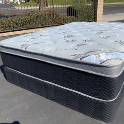 Queen Orthopedic Bamboo Pillow Top!!