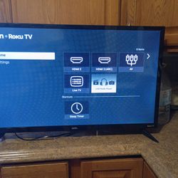 32 Inch Roku Smart TV. (Onn)