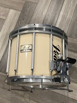 Pearl Competitor Series Marching Snare Drum