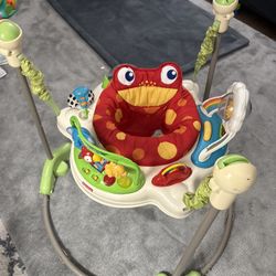 Fisher-Price Baby Bouncer Rainforest Jumperoo Musical Activity Center with Lights Sounds & Developmental Toys 