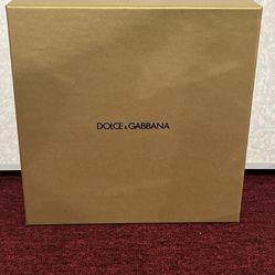 DOLCE & GABBANA the one Perfume, Body Lotion, And Shower Gel