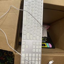 Apple Key Board 