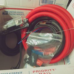 Sky High Audio 4 gauge amp installation kit. Brand new. 17 ft power ground Hi quality. FREE DELIVERY