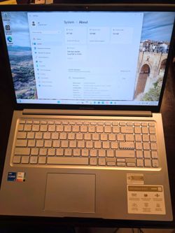 Asus VivoBook 15 i5-1235U 12GB 500GB SSD