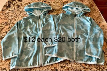 Xersion quick Dry Aqua Blue Como Full Zip Hoodie size 4/5 two Quick-Dri Jackets $12 each $20 both