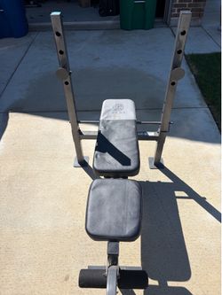 Golds Gym Bench