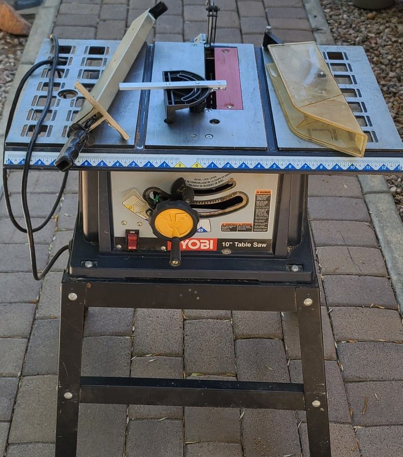 Ryobi 10" Table Saw BTS10S Eith Stand. Complete Nice