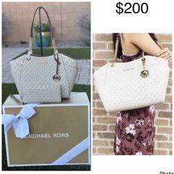 Michael Kors Sets, New in Gift Box/Sets nuevos MK en caja de regalo $185-200