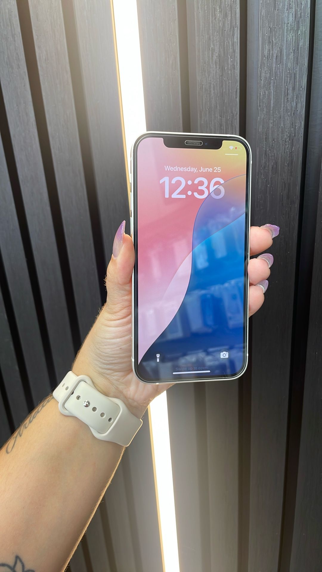 iPhone 12 64 GB Unlocked