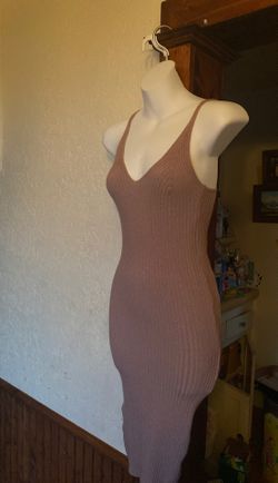 Ribbed midi dress