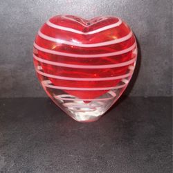Paperweight Heart Red And White 