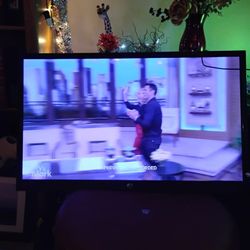 40 Inch TV 