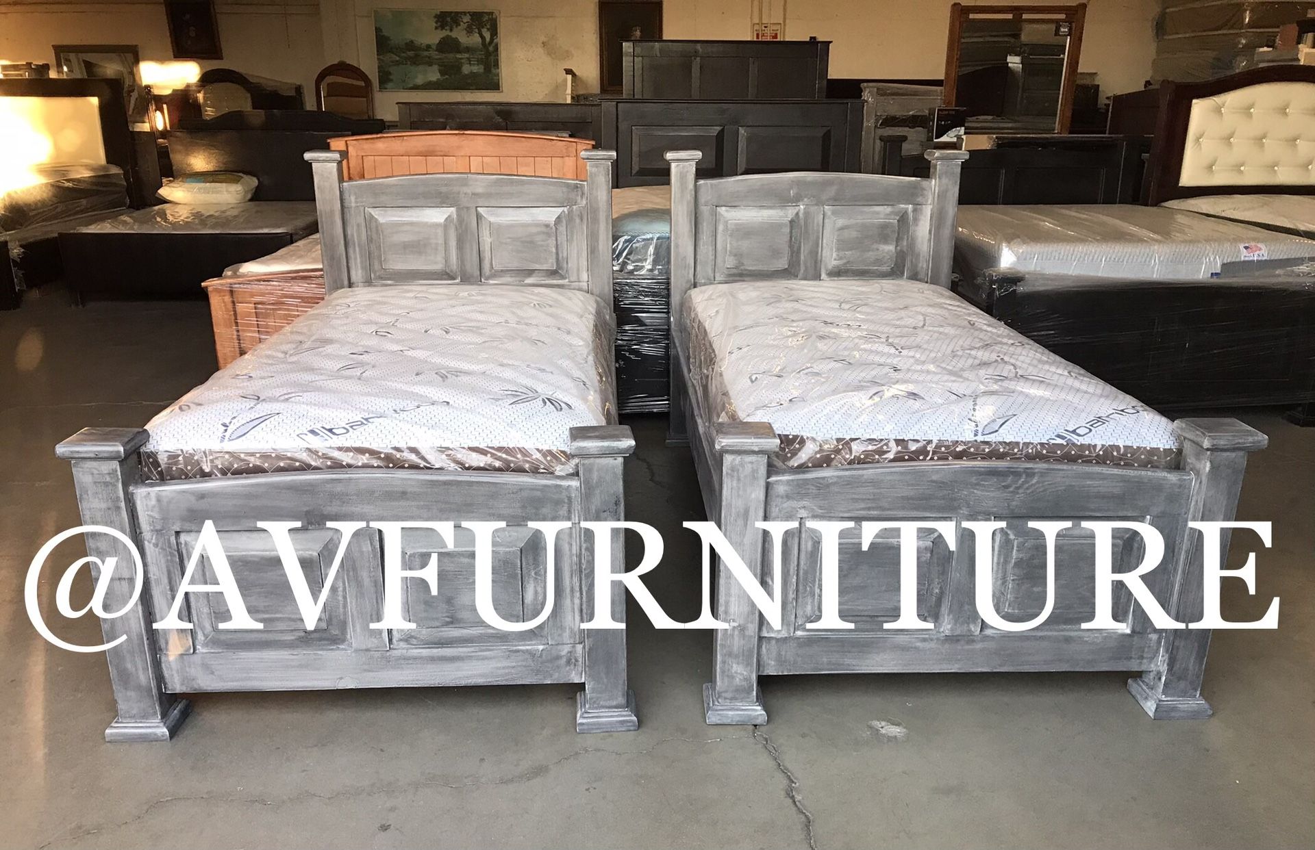 2 Twin Beds And 2 Mattresses