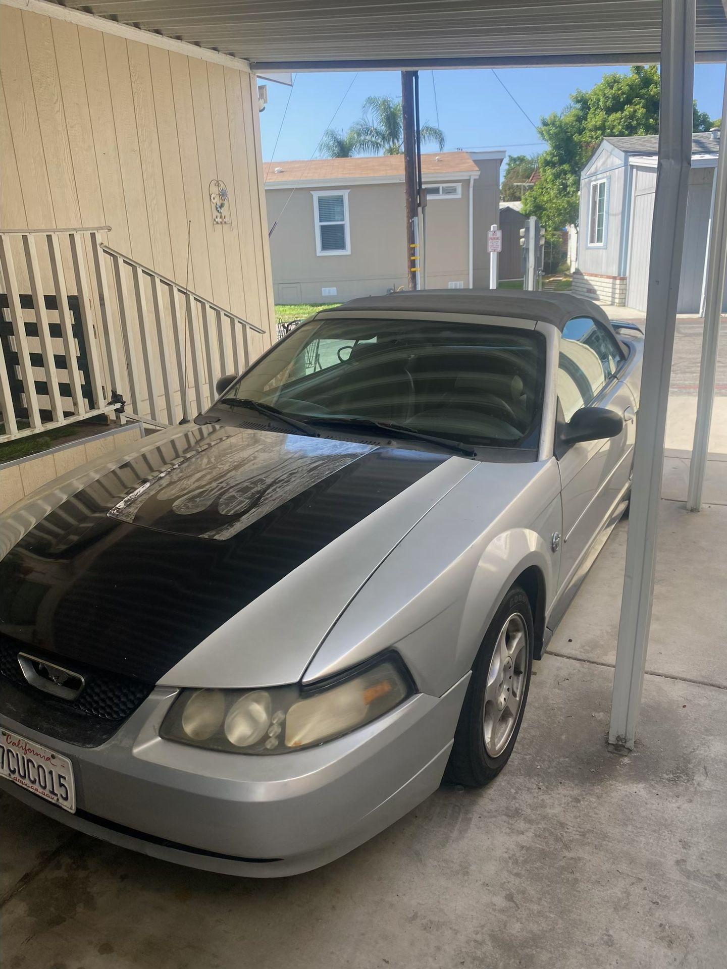 2004 Ford Mustang