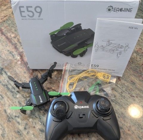 EACHINE E59 FOLDING MINI DRONE