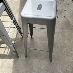 4 Bar Stools Chairs 