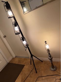 2 lamps