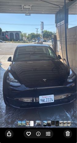 Tesla Model Y 2021