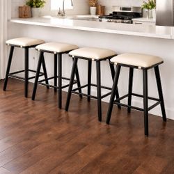 25 in. Counter Height Wood Bar (Stool Set Of 4)