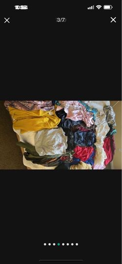 BEAUTIFUL WOMENS CLOTHES TOO MANY ITEMS TO SHOW THEM ALL BUT THEYRE IN GREAT CONDITION SIZE M,L