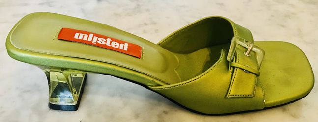 FOUR PAIR of SIZE 7.5M MULE SANDALS ..... CONDITION is "NEW" and "LIKE NEW" ..... EACH PAIR for $20.00