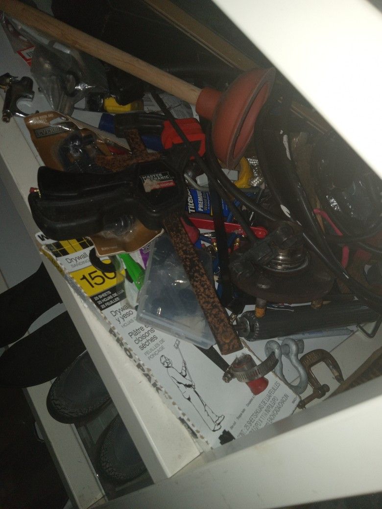 Tools 2 For 1 Dollar