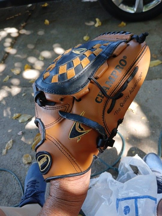 Champion 12" Baseball/Softball Glove