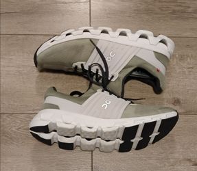 On Cloud Men's Cloudswift 3 AD Running Shoe Sneaker Size 11.5 in Green/Grey/Whyt