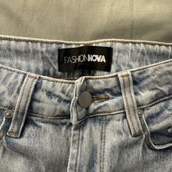NEW Fashion Nova Jeans 