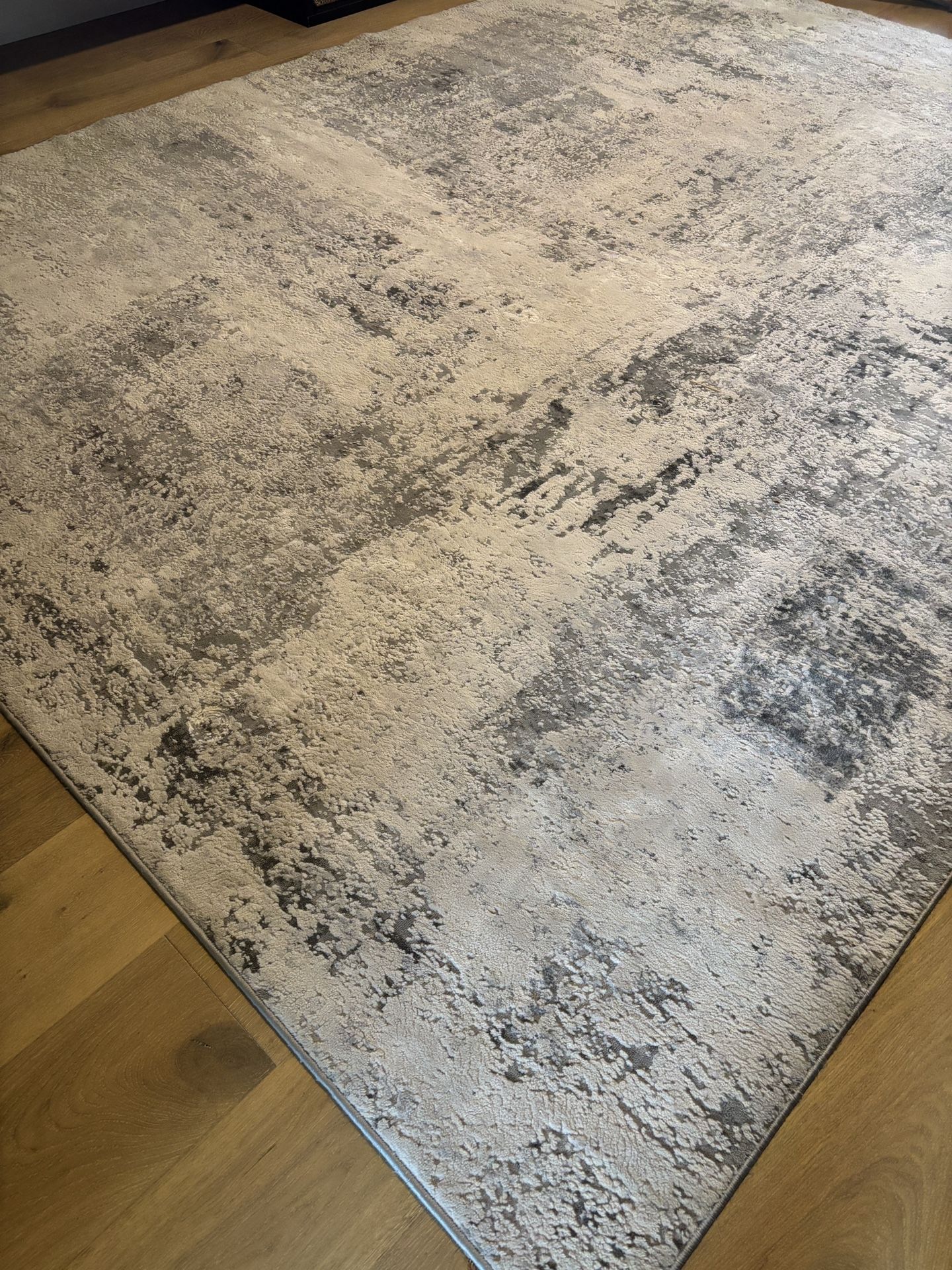 Area Rug 7’ 10” X 10’