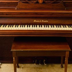 Antique Mason & Hamlin piano 