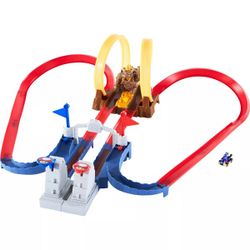 Hot Wheels Mario Kart Bowser's Castle Chaos Track Set.