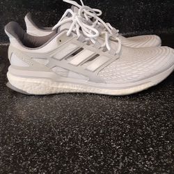 Adidas boost Mens 14 Great Condition 