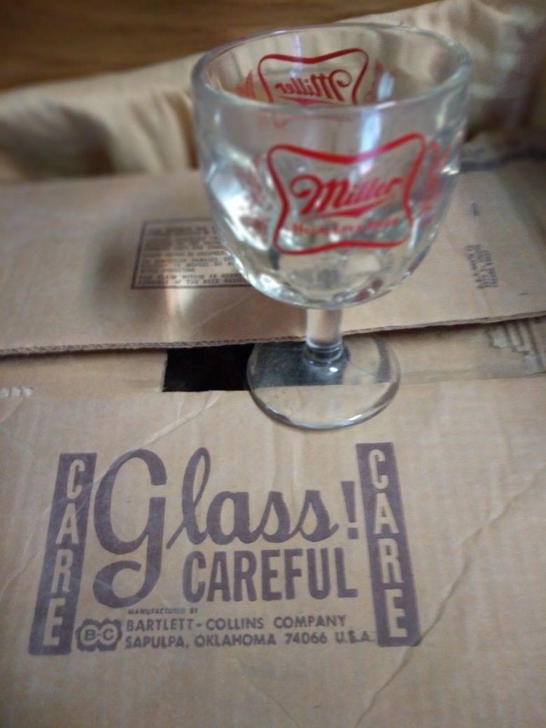 Heavy Duty Miller High Life Beer Glasses Set Of 12