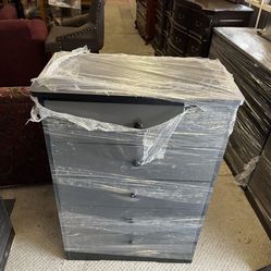 Brand New Grey And Black 5 Drawer Dresser