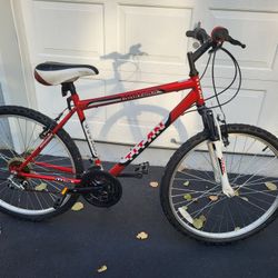 TITAN pathfinder 26" 21 Speed Mountain Bike