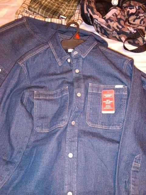 Levi Strauss Signature - Men's Utility Shirt Jacket Relax Fit Snap Closure 