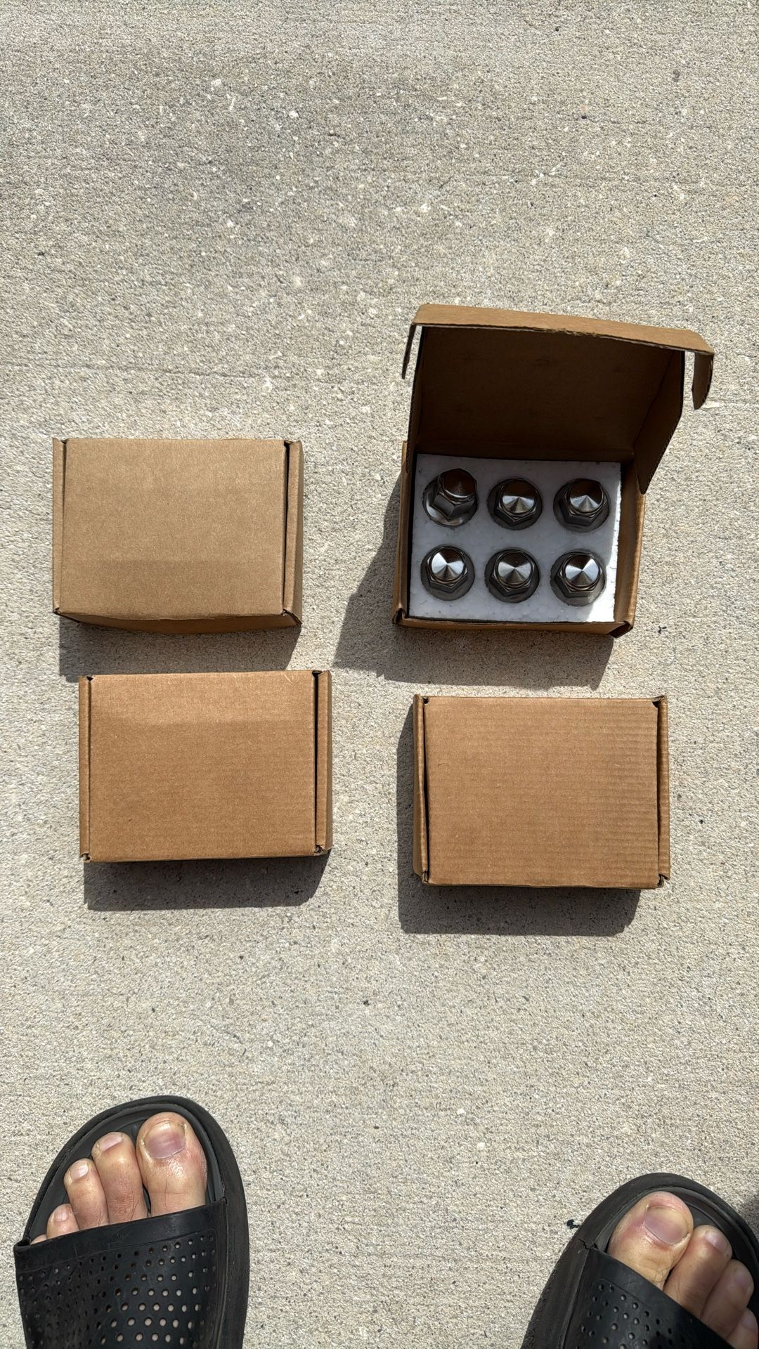 24 Count OEM Ford Silver Lug Nuts