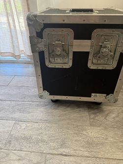 Arrow 93FM Road Case Custom Side Table