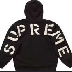 Supreme Hoodie