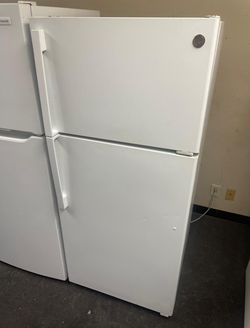 GE Top Freezer Fridge – White, clean interior, standard size