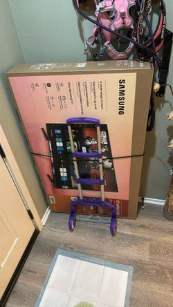 Brand New Samsung 50” TV DU7200