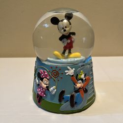 Disney Mickey Mouse Musical Waterball Snowglobe Minnie Goofy 6”H