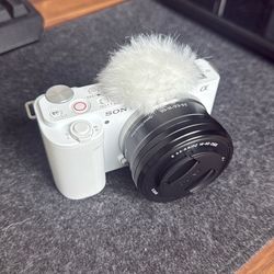 Sony alpha zv-e10