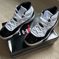 Air Jordan 11 retro concord