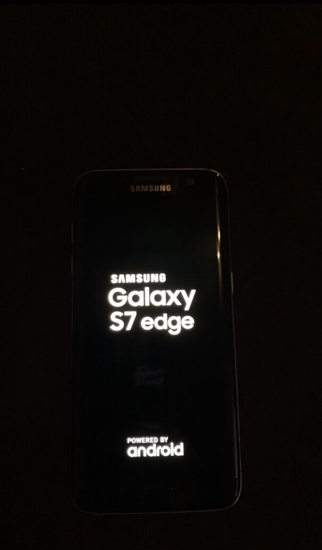 Samsung Galaxy S7 Edge AT&T w/charger